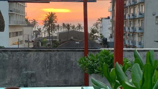 Colombo Beach Hostel - Housity