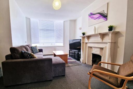 Bath Road Apartments - Housity