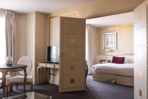 Hotel Renoir - Housity