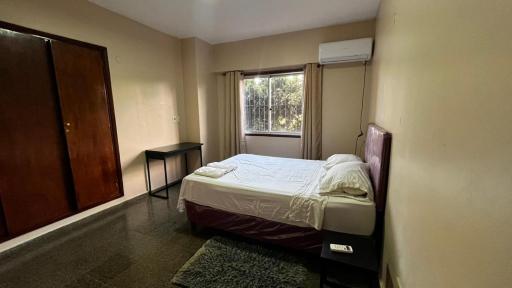 Amplio y cómodo apartamento con bella vista en pleno centro - Housity