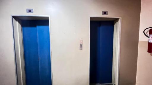 Amplio y cómodo apartamento con bella vista en pleno centro - Housity