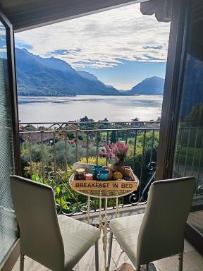 ALBA e TRAMONTO Appartamenti vista lago - Housity