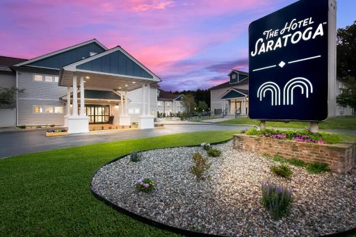 The Hotel Saratoga, Ascend Hotel Collection - Housity