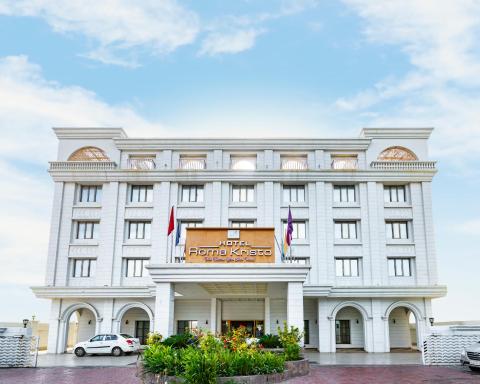 Hotel Roma Kristo - Housity