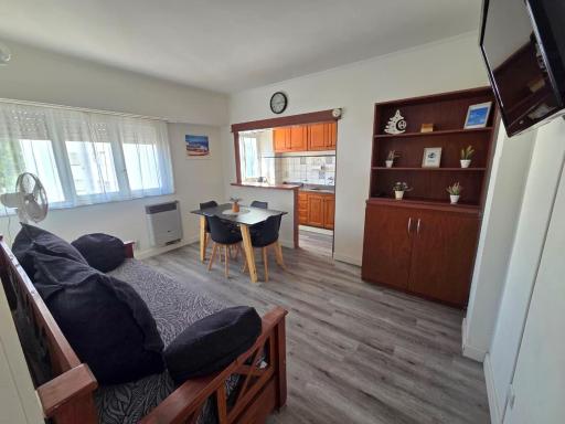 Depto de 2 ambientes zona Guemes - Housity