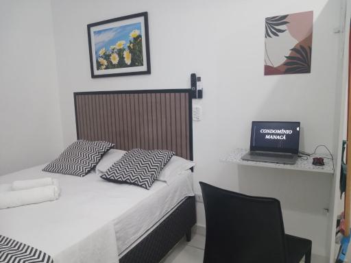 Loft01 com garagem, Wi-fi, 25 min de Aparecida - Housity