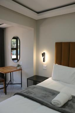 Luxury Heights Guesthouse - Housity