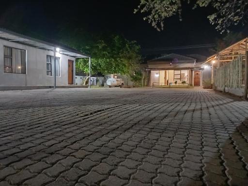 Chobe Blue Guest Inn - Housity