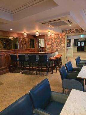 Munster Arms Hotel - Housity