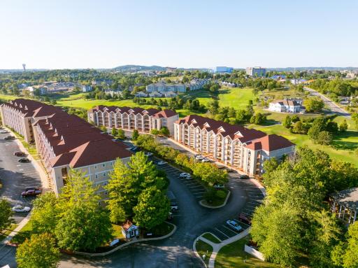 Grand Crowne Resort by Capital Vacations - Housity