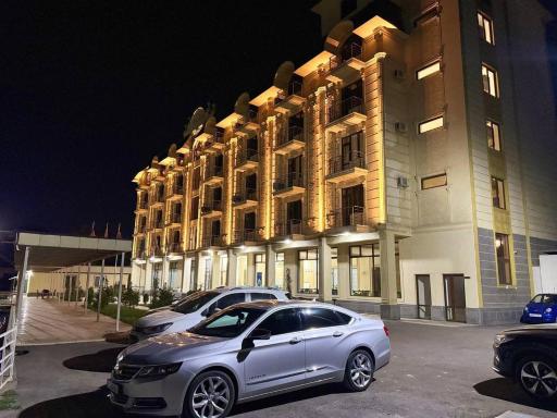 HUMO PLAZA - Hizvo