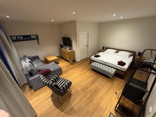 Privatquartier van Dreuten - Housity