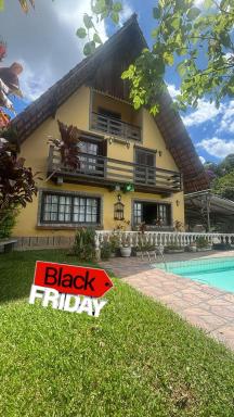 Casa com Piscina e Churrasqueira Perto da CBF, Feirarte, Parque Nacional - Housity