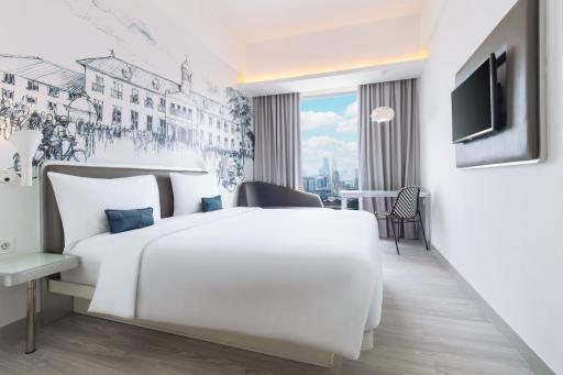 YELLO Hotel Harmoni - Housity