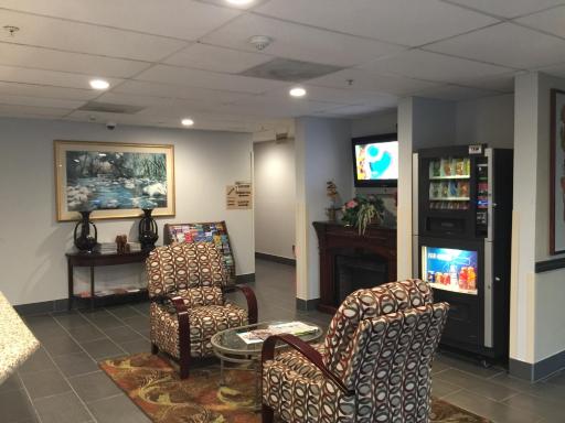 Pleasant Hill Inn - Housity