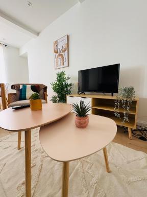 Au coeur de Réalmont l 2 chambres tout confort - Housity