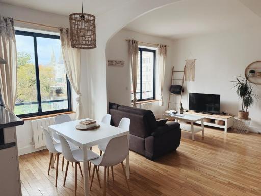 Quimper: T3 avec vue cathédrale proche gare - Housity