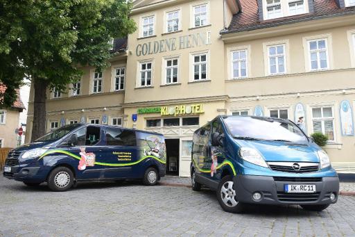 Hotel garni Goldene Henne - Housity