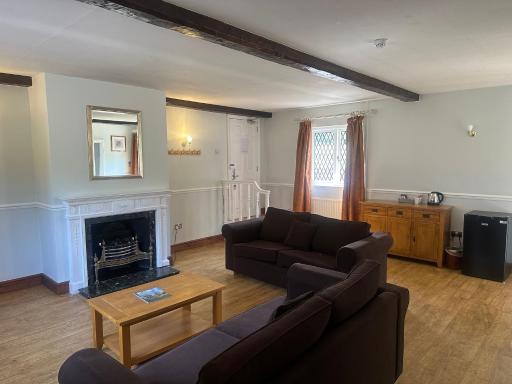 Cwrt Bleddyn Hotel & Spa - Housity