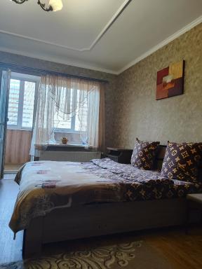 Апартаменти в новому будинку в самому центрi - Housity