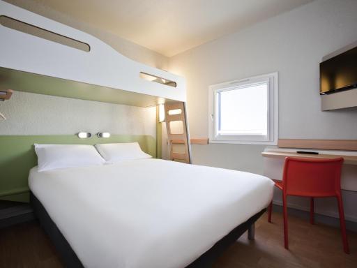 ibis budget Pontault Combault RN4 Marne La Vallée - Housity