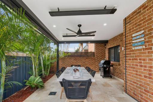 Beach Coledale Beach Escape - Modern Comfort by the Sea - Housity