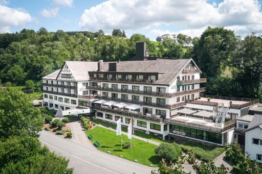Sauerland Alpin Hotel - Housity