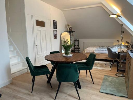Elegantes Zimmer in historischer Villa in Siegen-Eiserfeld - Housity