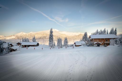 Altitude Lodge - Housity