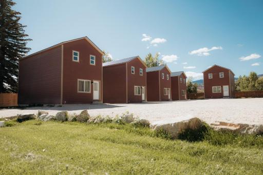 The IronHorse Inn - Housity