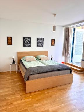 Central Boutique - Housity