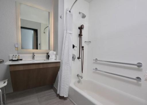 Brookstone Lodge near Biltmore Village, Ascend Hotel Collection - Housity
