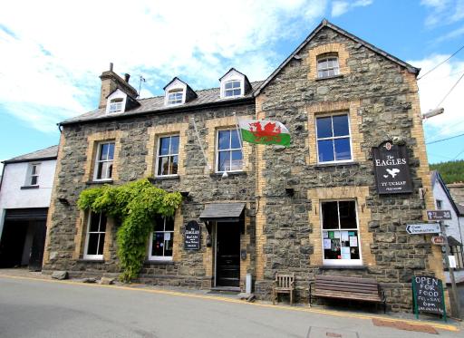 The Eagles Bunkhouse - Housity