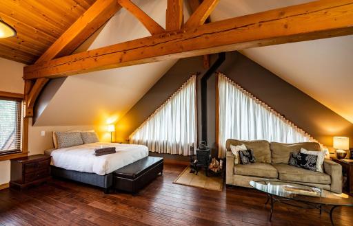 Timberloft by Revelstoke Vacations - Housity