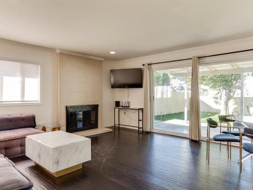 5 Bedroom Charmer in Granada Hills - Housity
