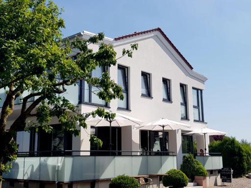 Haus Achtern Diek in erster Reihe am Meer - Housity