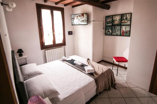 Guest House Formigine - Housity