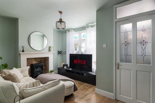Charming Stony Stratford Milton Keynes Home - Housity