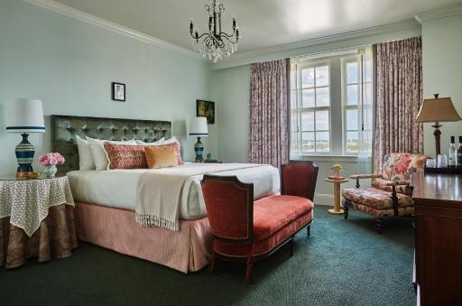 Pontchartrain Hotel St. Charles Avenue - Housity