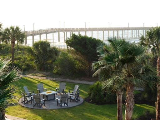DoubleTree Resort by Hilton Myrtle Beach Oceanfront - Housity