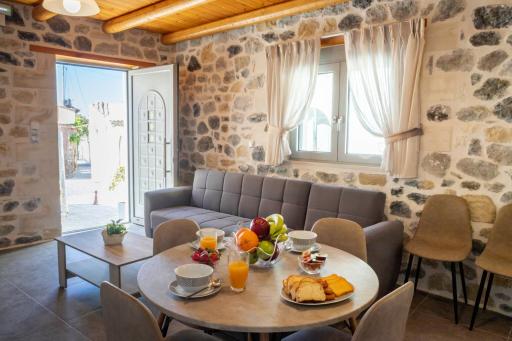 Marilena Natural Stone House, By Hellocrete - Housity