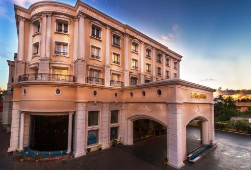 Hotel Le Royal Park - Housity