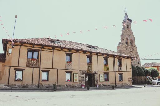 Hotel Rural Madre Agricultura - Housity