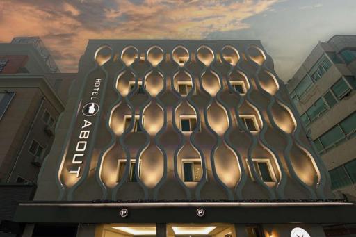 From H About Hotel Chunju - Housity