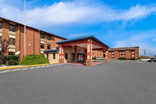 Travelodge by Wyndham Winchester - Housity
