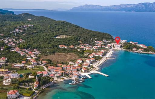 Beautiful Apartment In Sreser With Wifi - Housity