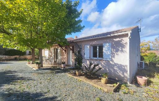3 Bedroom Gorgeous Home In Saint Chinian - Housity