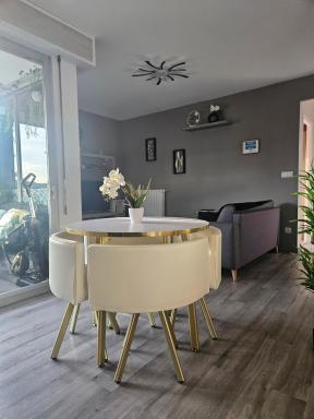 Souvenirs de Provence T2 neuf avec loggia - Housity