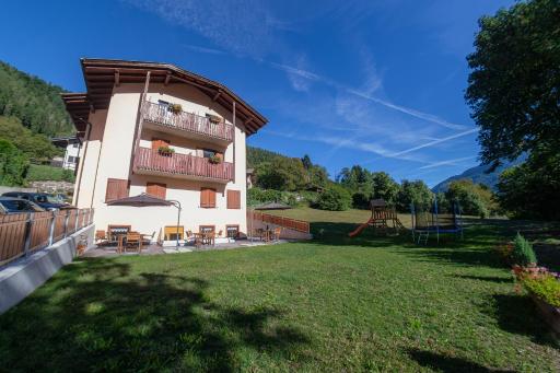 APARTHOTEL STREMBO - Housity