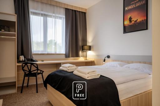 Hotel Dworski Galaktyczny Park - Hizvo